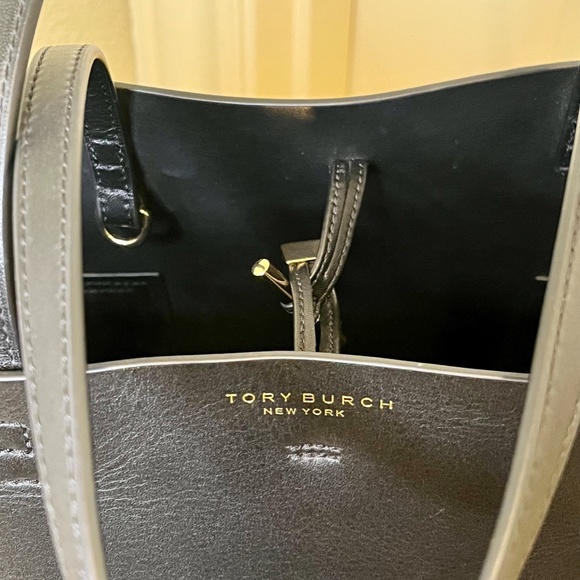 PRICE DROP! NWOT! Tory Burch Block-T Tote - Black - Picture 9 of 16